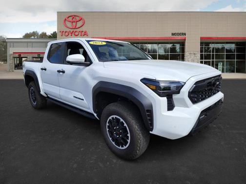 2024 Toyota Tacoma TRD Off Road