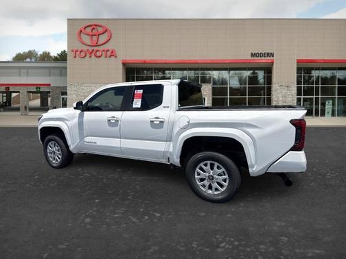 White 2026 Toyota Tacoma SR5