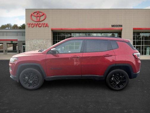 2025 Jeep Compass Latitude