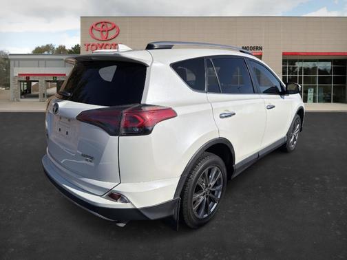 2018 Toyota RAV4 Limited