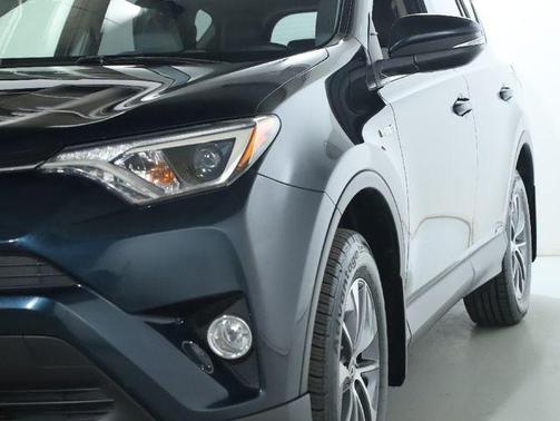 2018 Toyota RAV4 Hybrid XLE