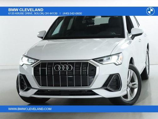 2024 Audi Q3 45 S line Premium
