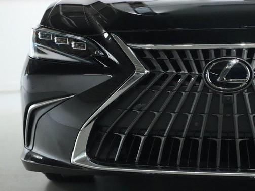 2025 Lexus ES 350 Ultra Luxury