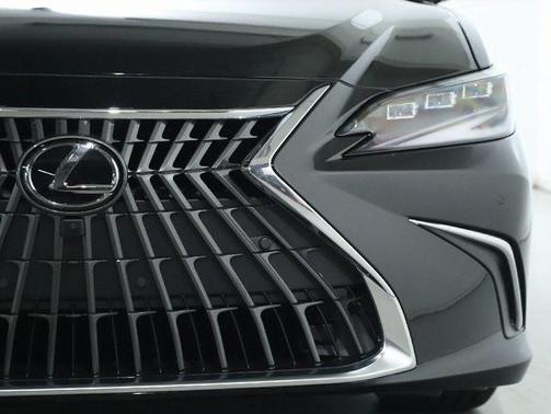 2025 Lexus ES 350 Ultra Luxury