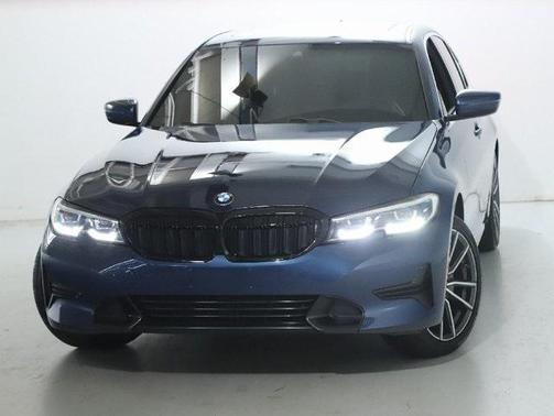 2021 BMW 330 i xDrive