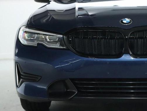 2021 BMW 330 i xDrive