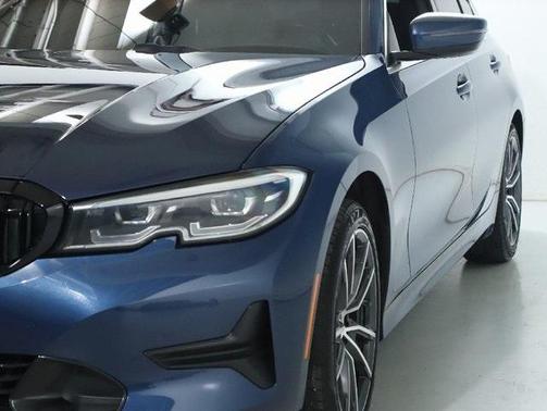 2021 BMW 330 i xDrive