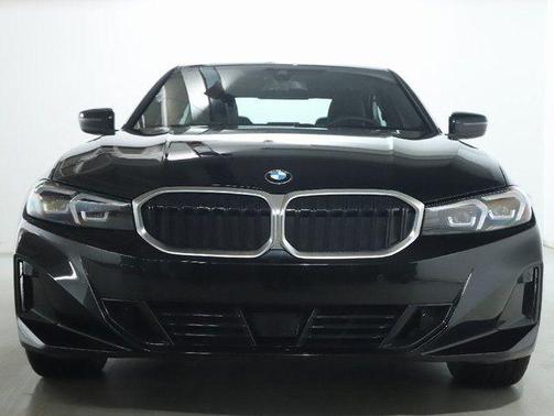 2025 BMW 330 i xDrive