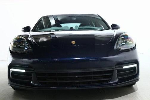 2019 Porsche Panamera