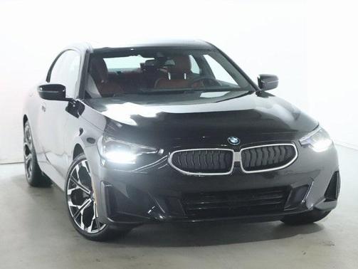 2025 BMW 230 i xDrive