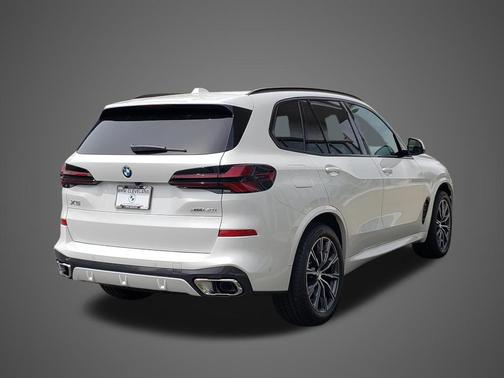 Mineral White Metallic 2026 BMW X5 xDrive40i