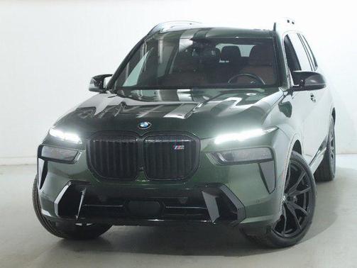 2024 BMW X7 M60i