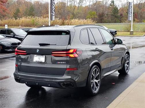 2026 BMW X5 M60i