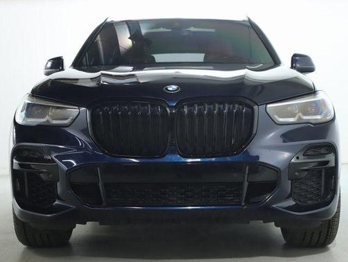 2022 BMW X5 M50i
