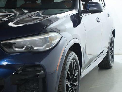 2022 BMW X5 M50i