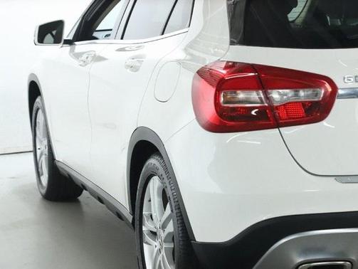 2019 Mercedes-Benz GLA 250 Base 4MATIC