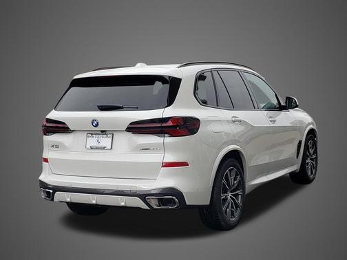 Mineral White Metallic 2026 BMW X5 PHEV xDrive50e