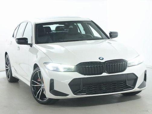 2023 BMW 330 i xDrive