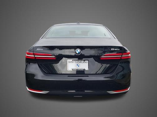 Black Sapphire Metallic 2026 BMW 540 i xDrive