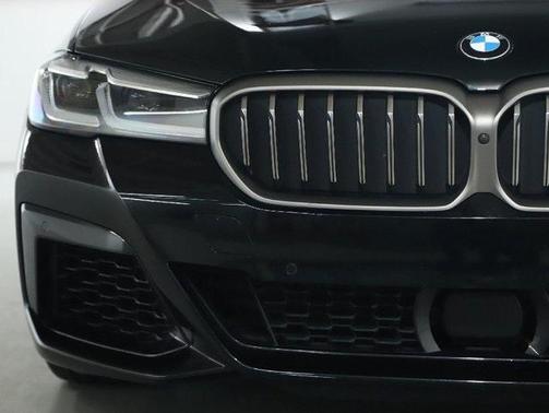 2023 BMW M550 i xDrive