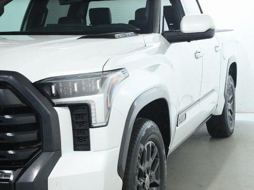 2024 Toyota Tundra Hybrid Platinum