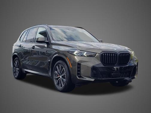 Manhattan Green Metallic 2026 BMW X5 xDrive40i