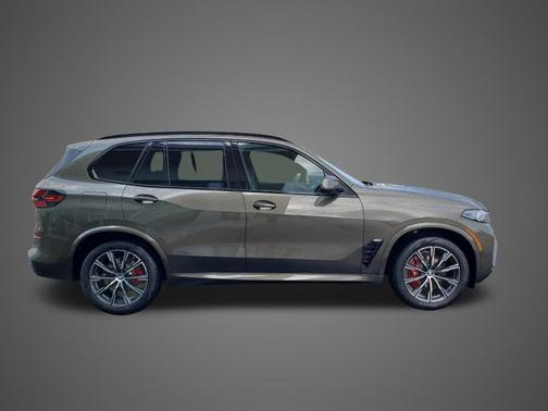 Manhattan Green Metallic 2026 BMW X5 xDrive40i
