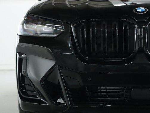 2023 BMW X4 M40i