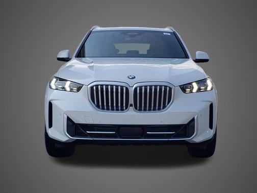 Mineral White Metallic 2026 BMW X5 xDrive40i