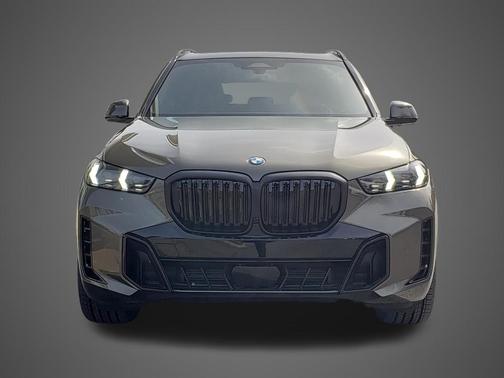 Manhattan Green Metallic 2026 BMW X5 xDrive40i