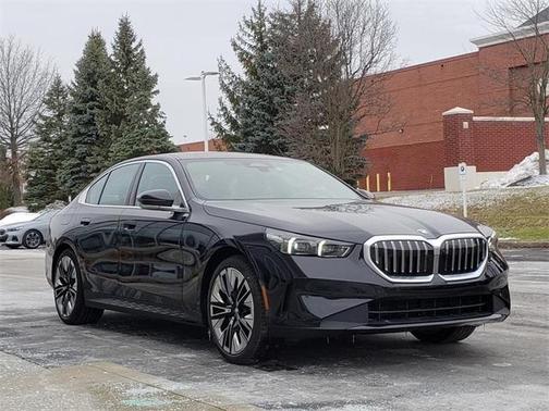 2025 BMW 530 i xDrive