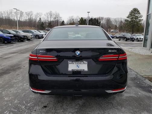 2025 BMW 530 i xDrive