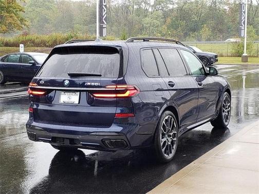 2026 BMW X7 M60i