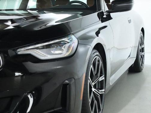2022 BMW 230 i