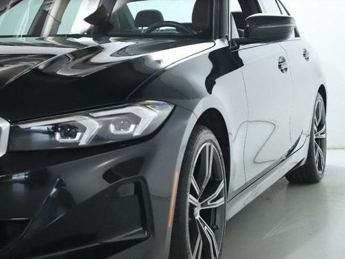 2023 BMW 330 i xDrive