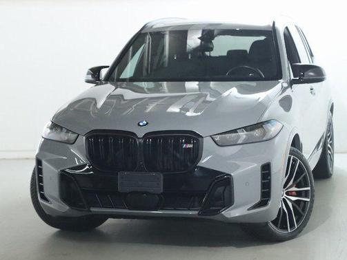Gray 2024 BMW X5 M60i