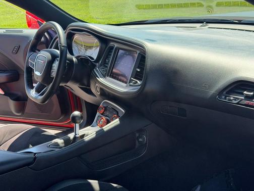 Go Mango! 2021 Dodge Challenger R/T Scat Pack