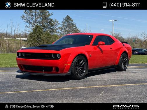 Go Mango! 2021 Dodge Challenger R/T Scat Pack
