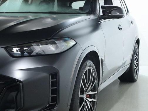 2024 BMW X5 M60i