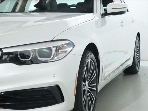 2019 BMW 530 i xDrive