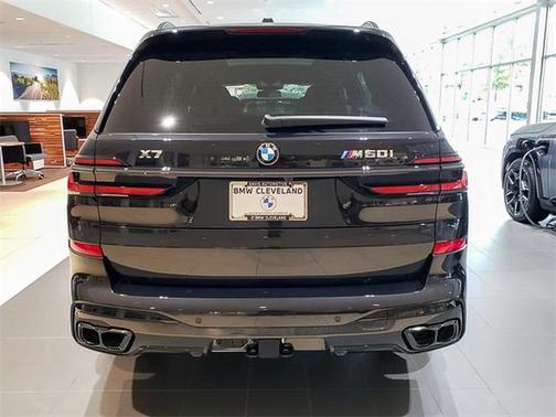 2026 BMW X7 M60i