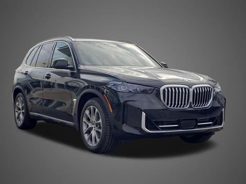 Black Sapphire Metallic 2026 BMW X5 PHEV xDrive50e