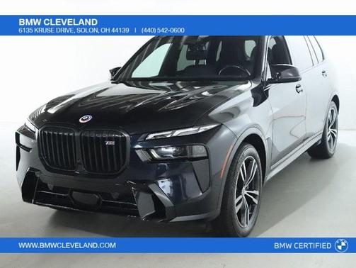 2023 BMW X7 M60i