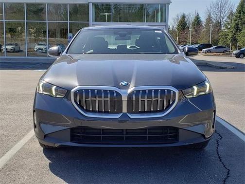 2025 BMW 530 i xDrive
