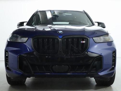 2024 BMW X5 M60i