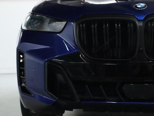 2024 BMW X5 M60i