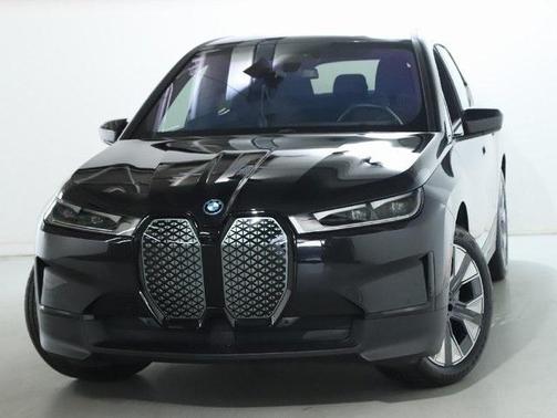 2025 BMW iX xDrive50