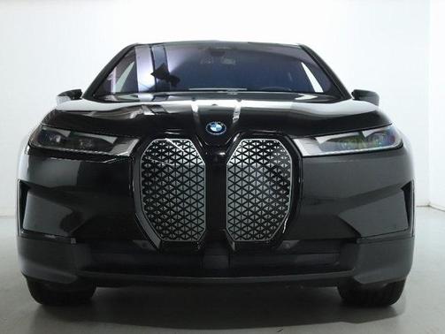 2025 BMW iX xDrive50