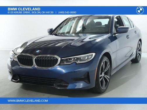 2022 BMW 330 i xDrive