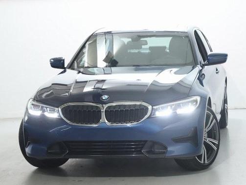2022 BMW 330 i xDrive